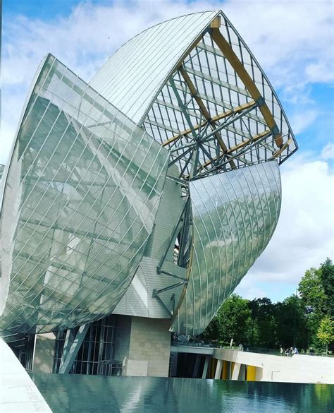 louis vuitton building paris france|louis vuitton foundation building paris.